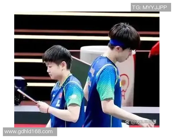 成都足球队的成长之路:从默默无闻到闪耀赛场的奋斗历程 成都足球队的成长之路:从默默无闻到闪耀赛场的奋斗历程